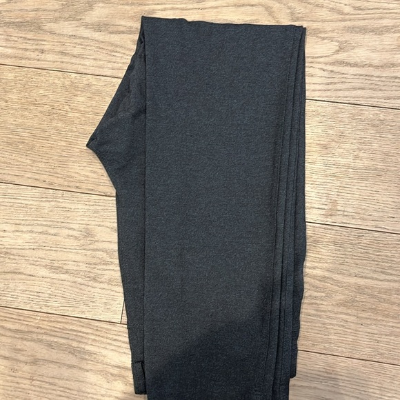 Doesn’t fit Brad brand pants dark gray  stretch pants men’s size 38/34 - Picture 3 of 3